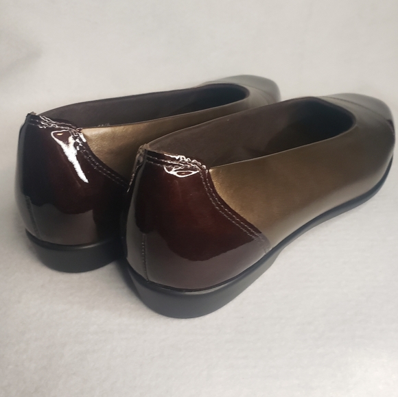 SAS Coco Ballet Flats in Burnished Brass & Brown - Women's size 9M - Picture 4 of 12